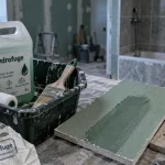 Hydrofuge salle de bain pour protéger carreaux poreux et joints